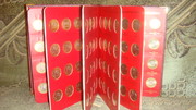 Полная коллекция биметаллических десятирублевых монет.