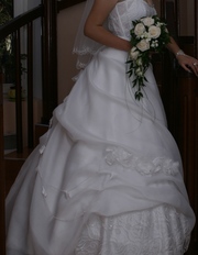 Великолепное свадебное платье!